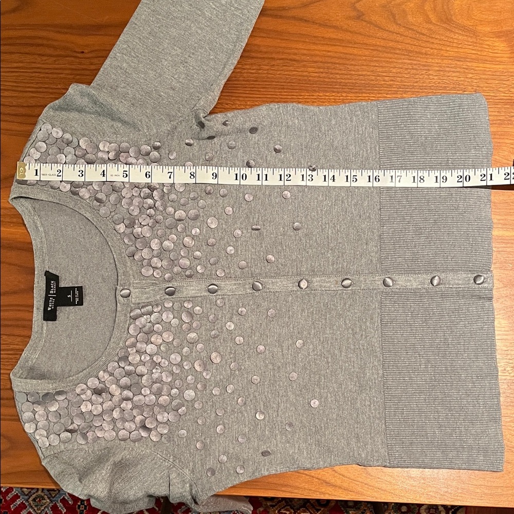 WHBM Cardigan Gray with Embellishments button Down 3/4 sleeves Size Small - Picture 9 of 12